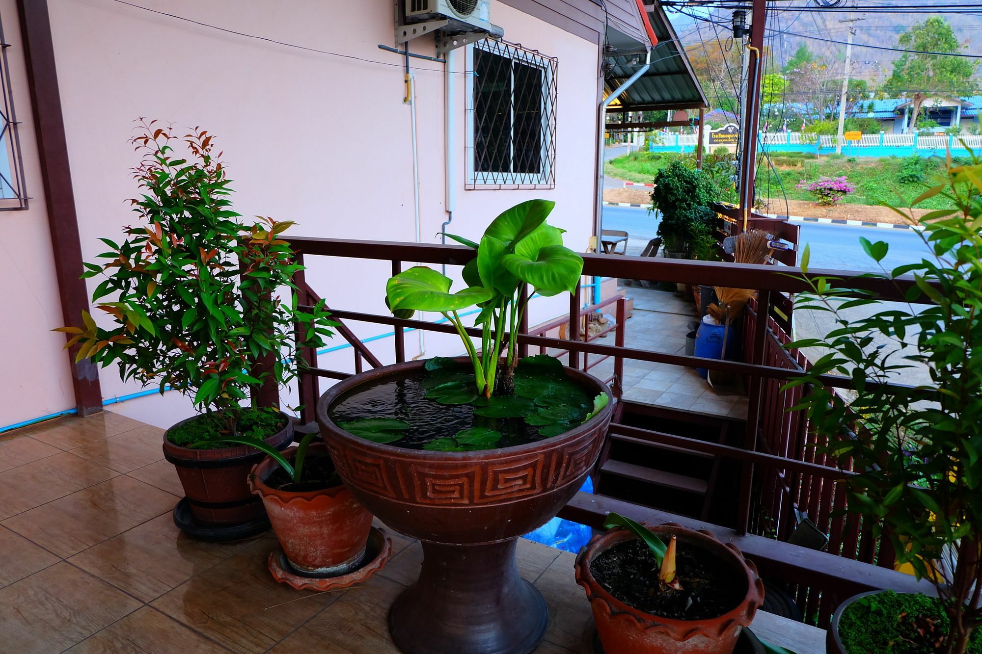 Nern Paksang Resort Ban Huai Maenam Noi Exterior foto